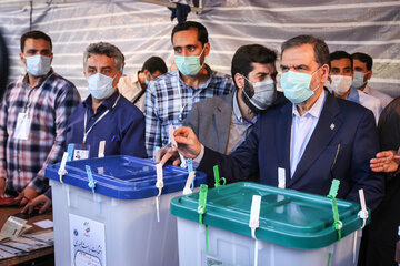 حضور نامزدهای انتخابات ریاست جمهوری در پای صندوق رأی