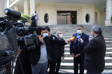 مصاحبه تعدادی از اعضای هیأت دولت با خبرنگاران