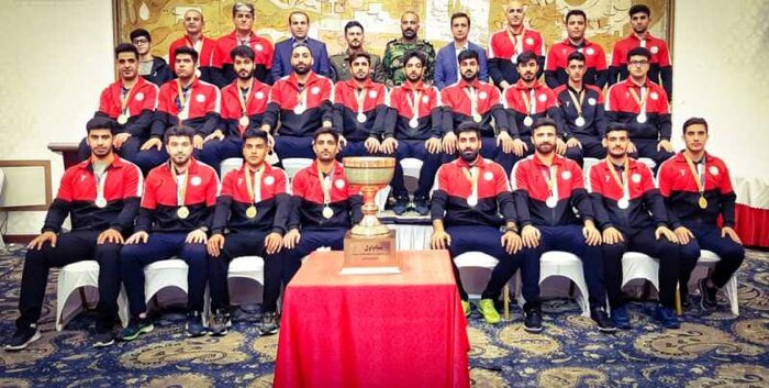 برای حفظ تیم قهرمان هندبال ایران از ظرفیت‌های قانونی استفاده می‌کنیم