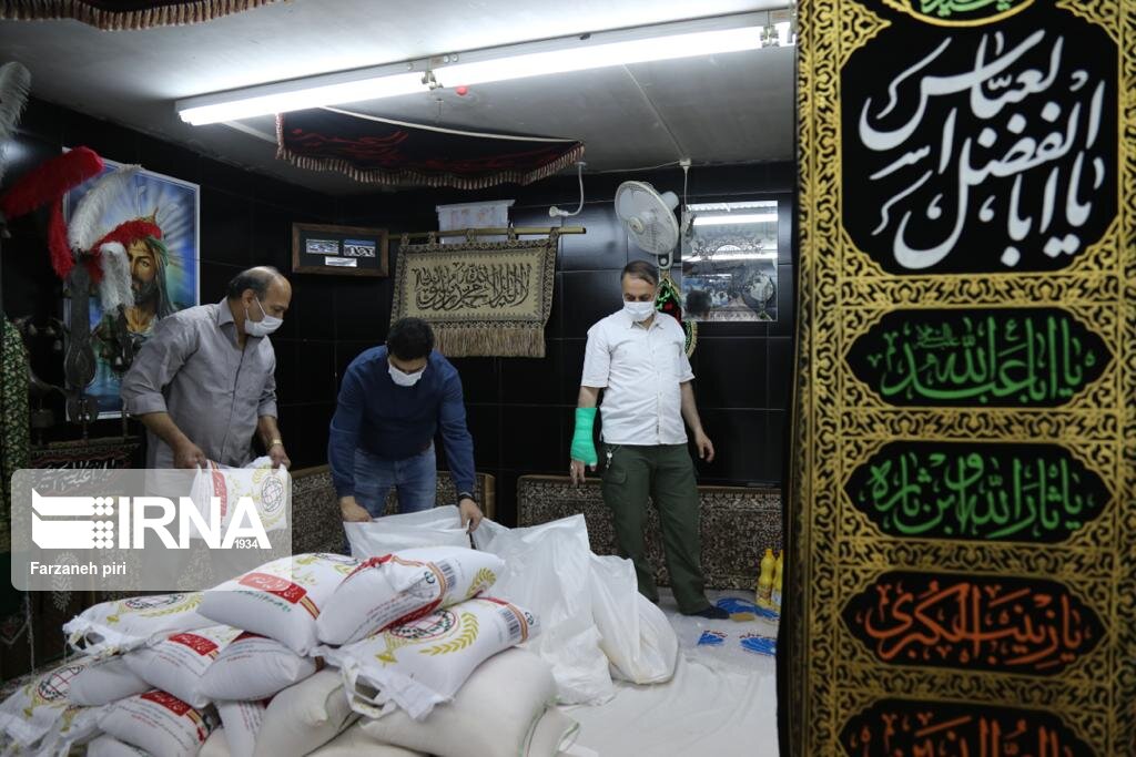 توزیع ۱۲۰ بسته کمک معیشتی رمضان در رضوانشهر
