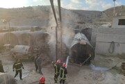 آتش در کارخانه آسفالت شیراز فرو نشست