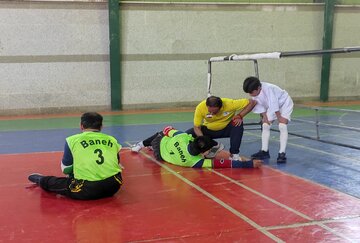 مسابقات گلبال نابینایان و کم بینایان در بانه برگزار شد