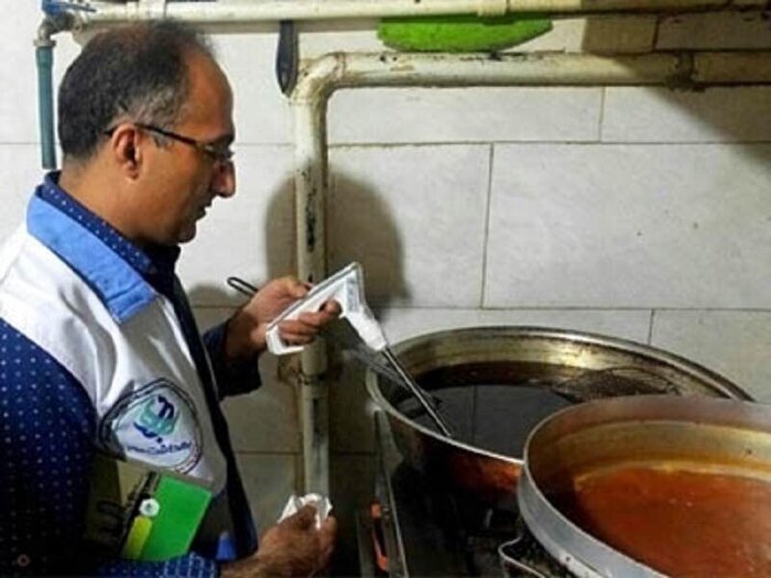 ۹۰۰ بازدید بهداشتی از مراکز عمومی تربت‌حیدریه انجام شد