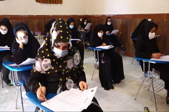 آزمون استخدامی آموزشیاران نهضت سوادآموزی در کردستان برگزار شد