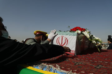 تشييع جنازة سردار "حجازي" في كلستان الشهداء ، أصفهان