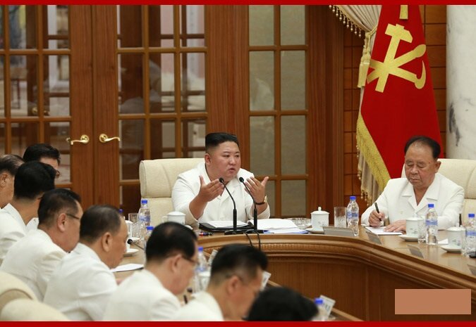تاکید رهبر کره شمالی بر آمادگی کشورش برای مقابله با کرونا و توفان