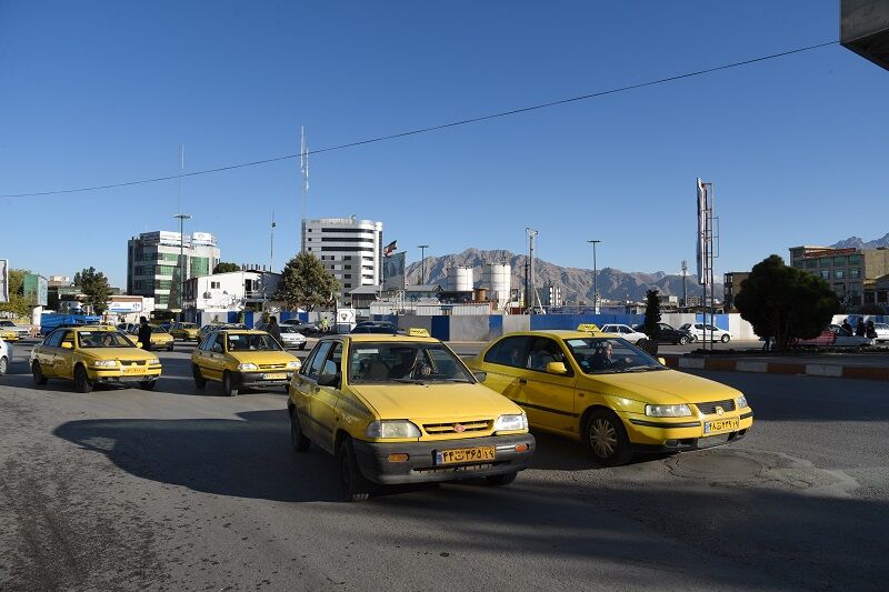 معاون شهردار: نظارت بر تاکسی‌های قم ضعیف است