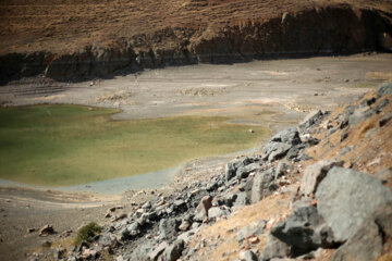 کاهش آب سد قشلاق سنندج