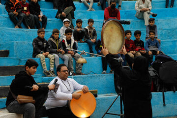 اجراهایی از یزد و لاهیجان در جشنواره تئاتر خیابانی مریوان