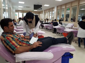 نخستین مرکز خدمات دریافت و اهدای خون داوطلبانه افتتاح شد