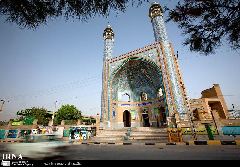استاندار کرمانشاه: بازسازی بقعه احمد بن اسحاق تا سالگرد زلزله باید تکمیل شود