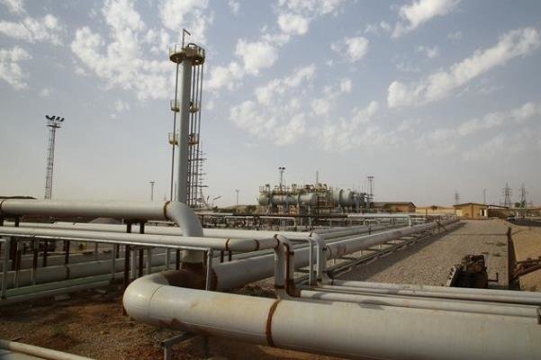فرماندار دهلران: پروژه نفتی دانان با ۴۰ درصد پیشرفت در حال اجراست