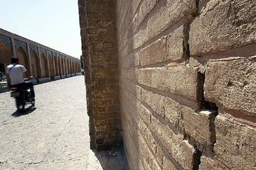زنگ خطر برای بناهای تاریخی اصفهان