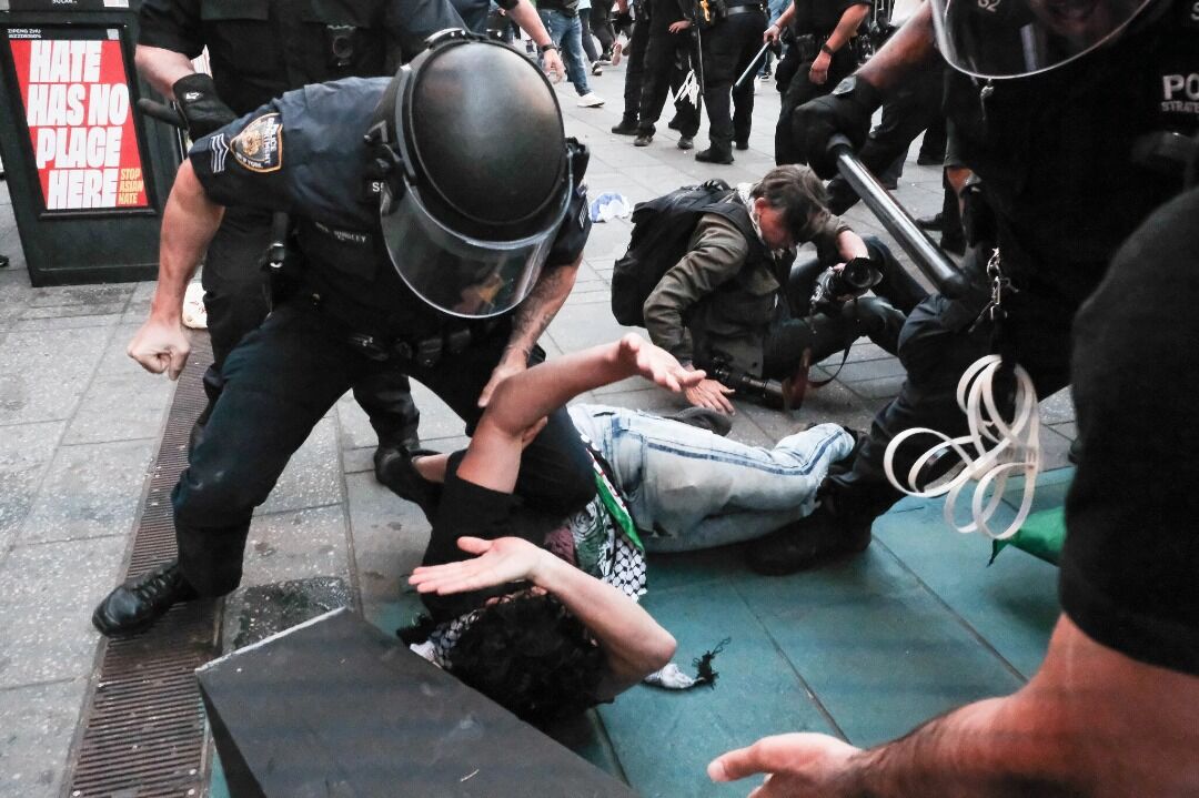 تظاهرات ضد اسرائیلی در نیویورک ؛ دهها نفر بازداشت شدند