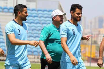 اسکوچیچ: هنوز سرمربی تیم ملی فوتبال ایران هستم