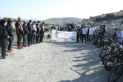 همایش دوچرخه سواری و اردوی کاراته کاهای استان در منطقه آزاد ماکو