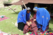 زنان عشایر ۳۵ درصد صنایع دستی چهارمحال وبختیاری را تولید می‌کنند