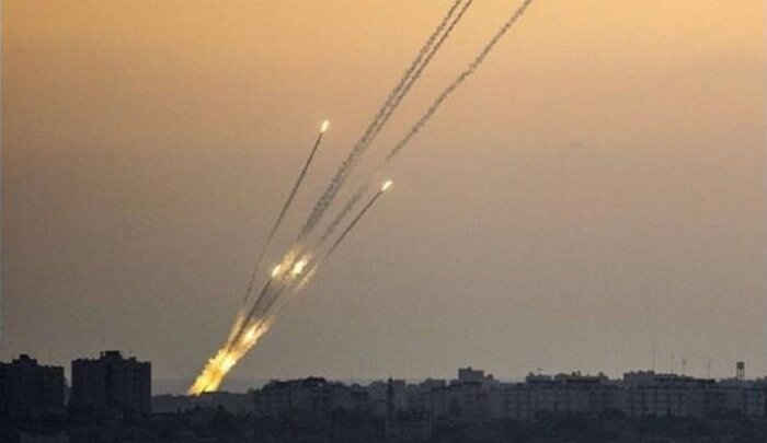 اسراییل به شلیک ۳۴۵ موشک از غزه به مناطق اشغالی اذعان کرد