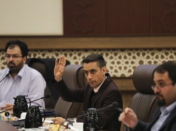 رئیس‌ شورای شهر شیراز  تعویق معرفی جانشین حاجتی را خواستار شد