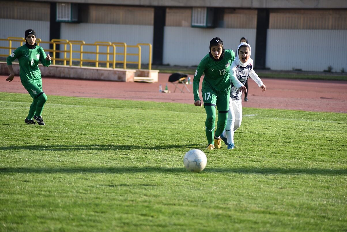 شکست بانوان بم و پیروزی بانوان سیرجان در لیگ برتر فوتبال کشور
