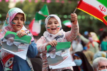 جشن پیروزی حجت الاسلام رییسی در همدان