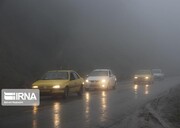 مه غلیظ در گردنه های خراسان شمالی تردد خودروها را مختل کرد