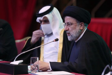 نشست تخصصی رئیس جمهور با تجار و اقتصاددانان قطری و ایرانی