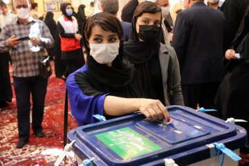 حضور مردم تبریز در انتخابات ۱۴۰۰ بخش 2