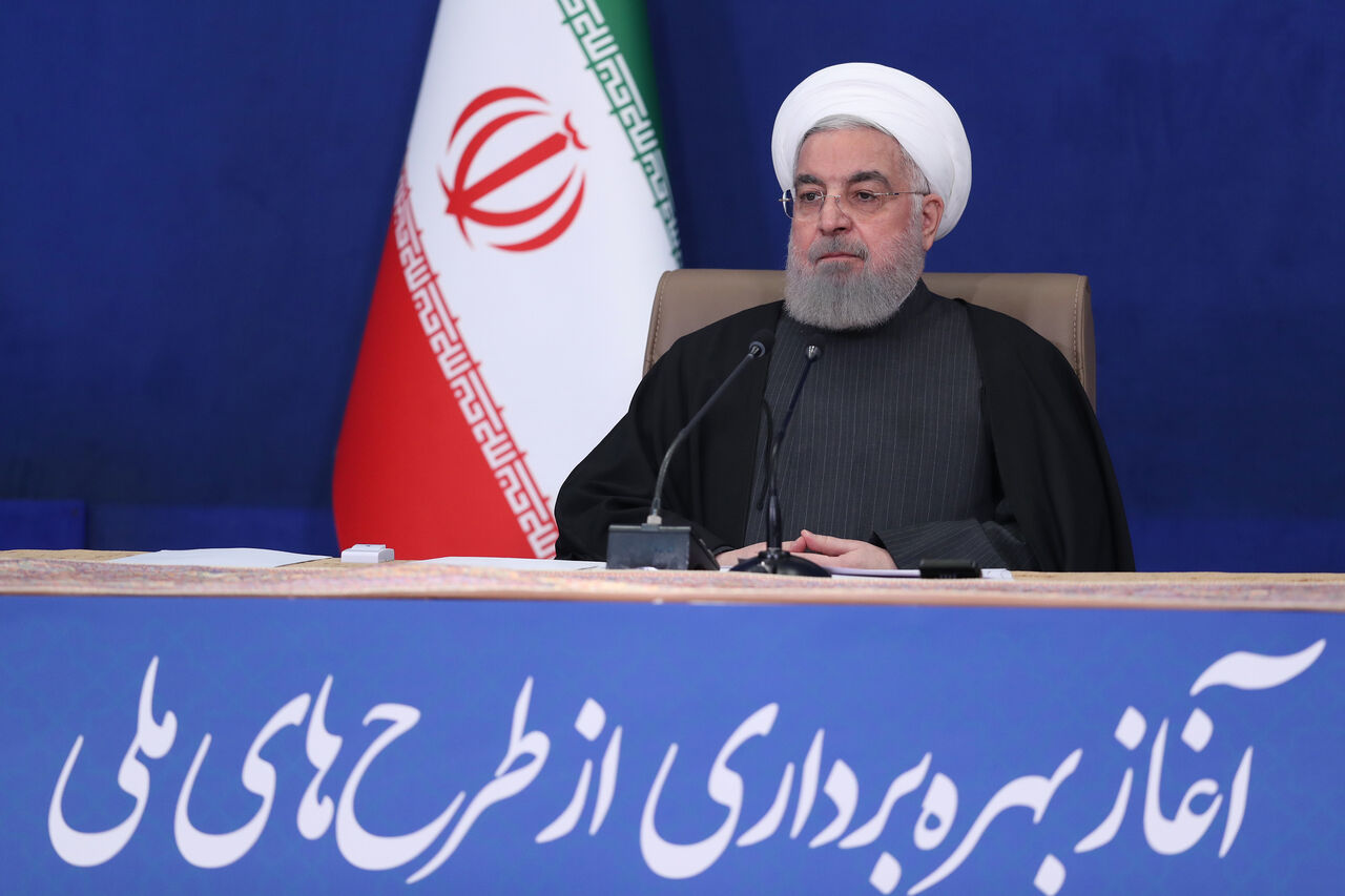 President Rouhani unveils nat'l projects in 4 provinces