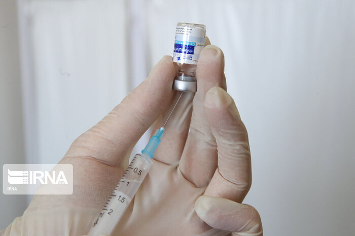 روزانه ۱۵ هزار دُز واکسن کرونا در استان همدان تزریق می شود