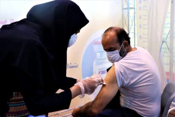 روند واکسیناسیون کرونا در شهر کرمان