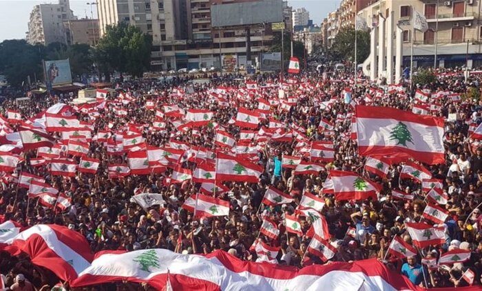 بحران اقتصادی و سیاسی، لبنان در آستانه تحولات پیش بینی نشده قرار دارد