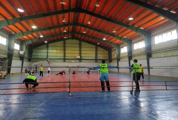 مسابقات گلبال نابینایان و کم بینایان در بانه برگزار شد
