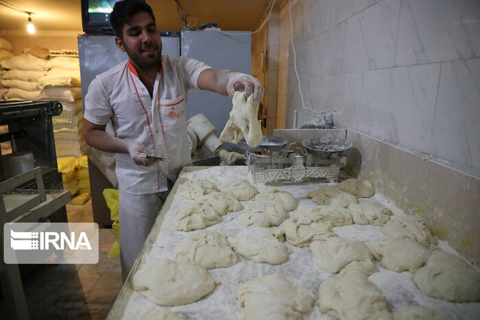 چرخش چرخه بی‌کیفیت نان در کردستان 