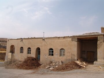 مسجد تاریخی روستای سرا در سقز مرمت می‌شود