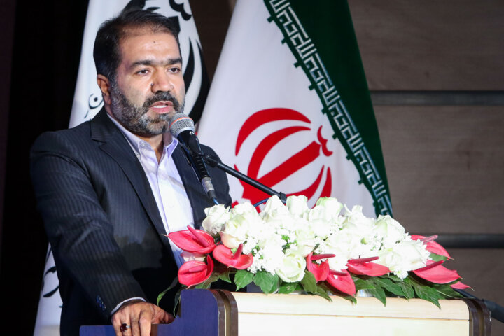 حمایت از سرمایه‌گذاری‌های جدید در دستور کار استانداری اصفهان است