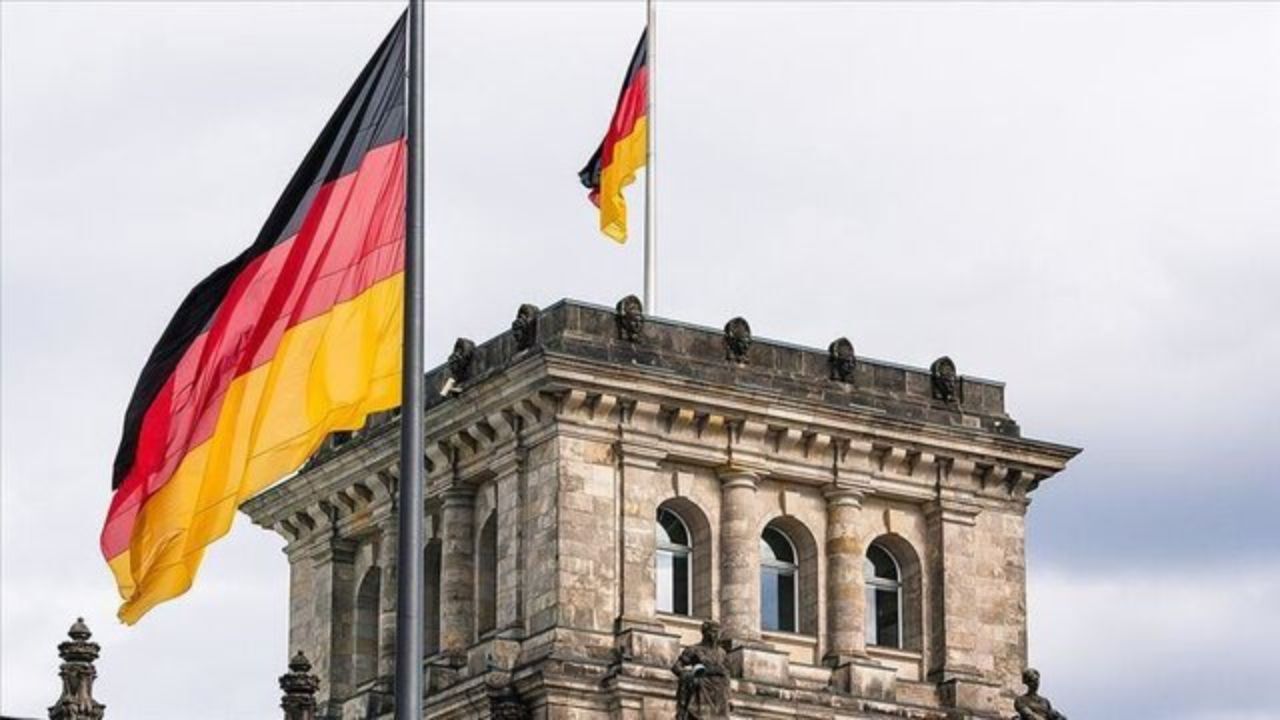 آلمان خواستار خویشتنداری همه طرف‌ها در ترور شهید فخری‌زاده شد