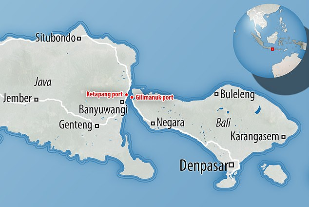 واژگونی کشتی مسافربری در اندونزی ۷ کشته و ۱۱ مفقود برجای گذاشت