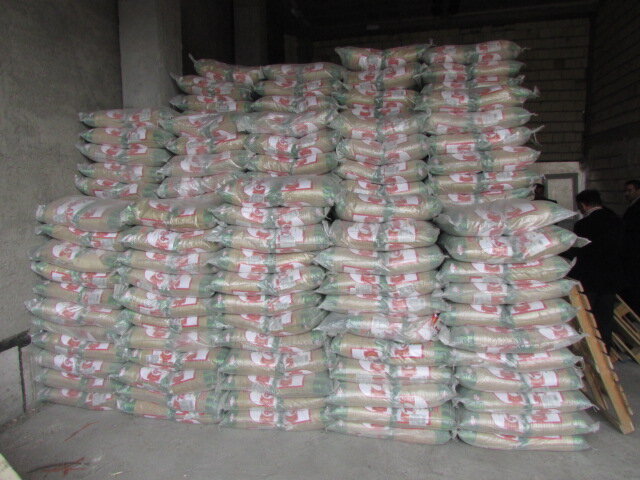 رییس اتحادیه عمده فروشان شیراز: برنج به اندازه کافی در انبارها موجود است