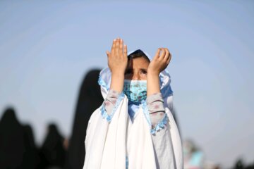 نماز طلب باران در کرمان اقامه شد