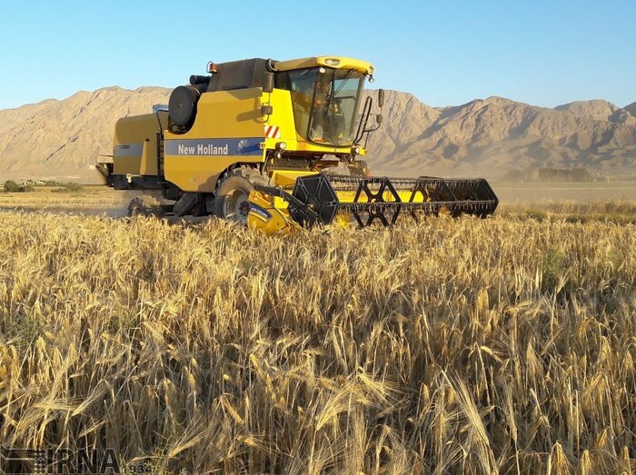 ۲ هزار دستگاه ماشین آلات کشاورزی در آذربایجان غربی پلاک گذاری شد