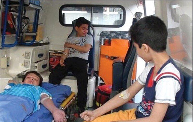 گازگرفتگی ۱۵ دانش‌آموز تبریزی را روانه بیمارستان کرد 