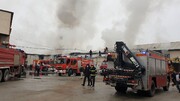 آتش سوزی گسترده ۷ باب انبار نگهداری در جاده ارومیه - سلماس مهار شد
