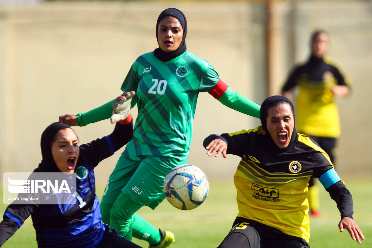 لیگ برتر فوتبال زنان؛ چالشی برای کسب سهمیه آسیایی