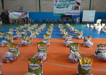 سپاه مسلم مشهد ۱۰ هزار بسته کمک معیشتی توزیع کرد