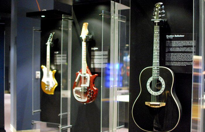 تاریخچه گیتار دستمایه یک نمایشگاه شد